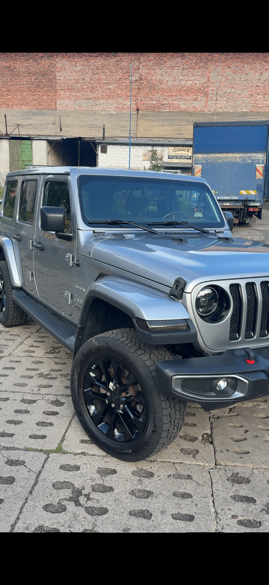 Jeep Wrangler po detailingu zewnętrznym z przodu